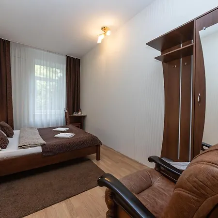 Mini-Hotel Guest Residence Kyiv Exterior photo
