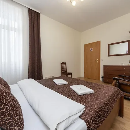 Mini-Hotel Guest Residence Kyiv Exterior photo